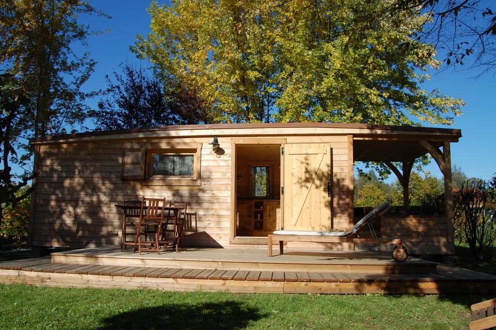 Camping Les Portes Du Beaujolais Anse Bagian luar foto