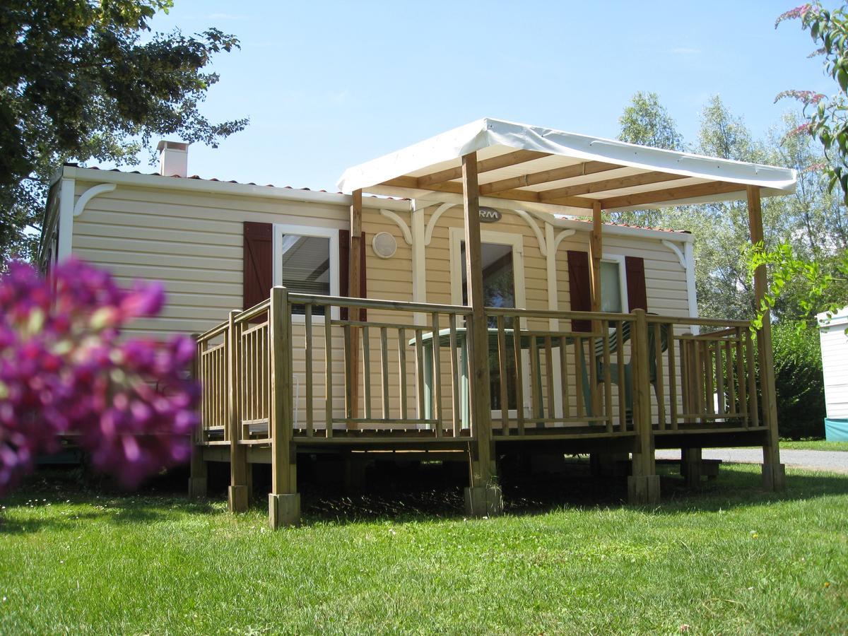 Camping Les Portes Du Beaujolais Anse Bagian luar foto