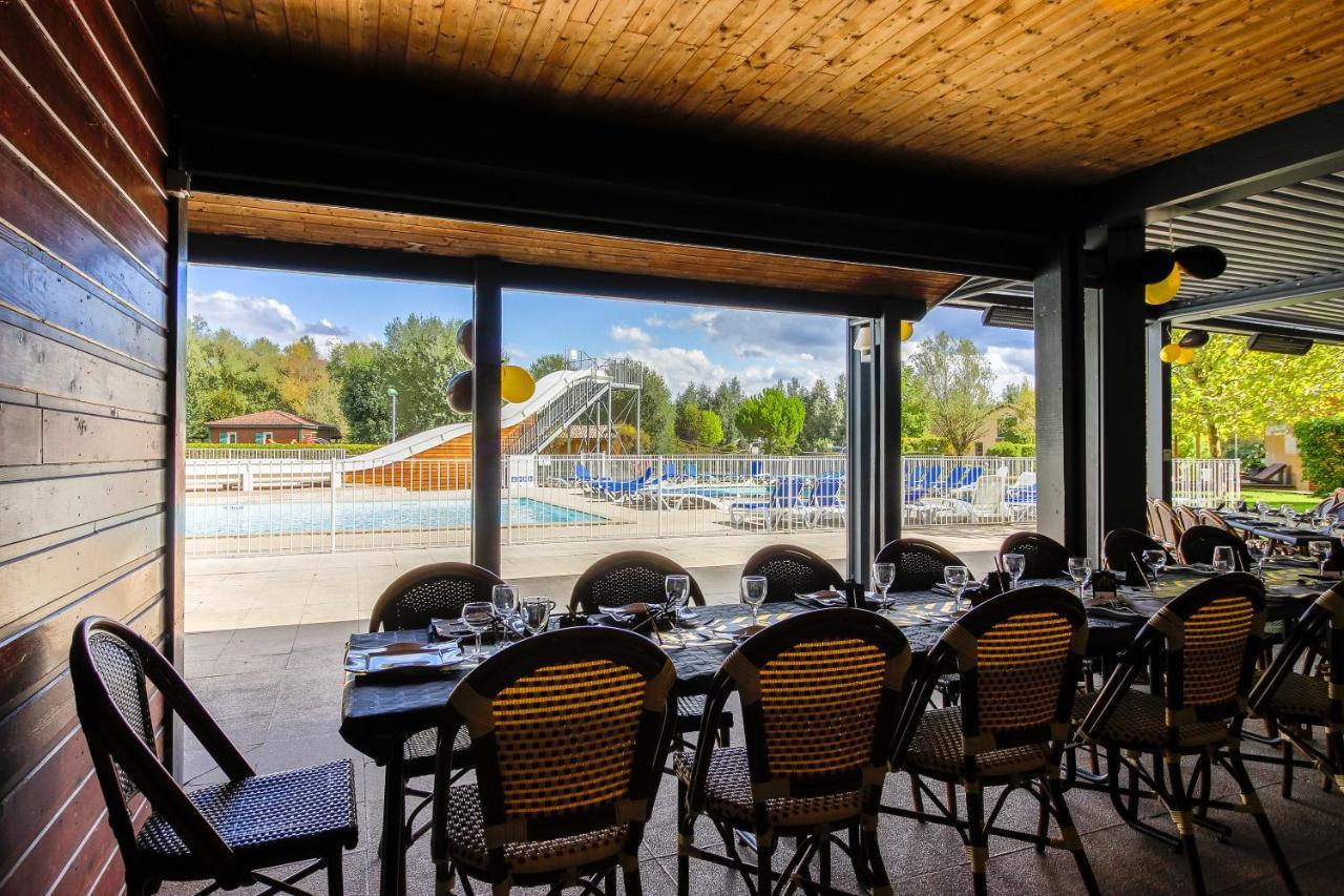 Camping Les Portes Du Beaujolais Anse Bagian luar foto