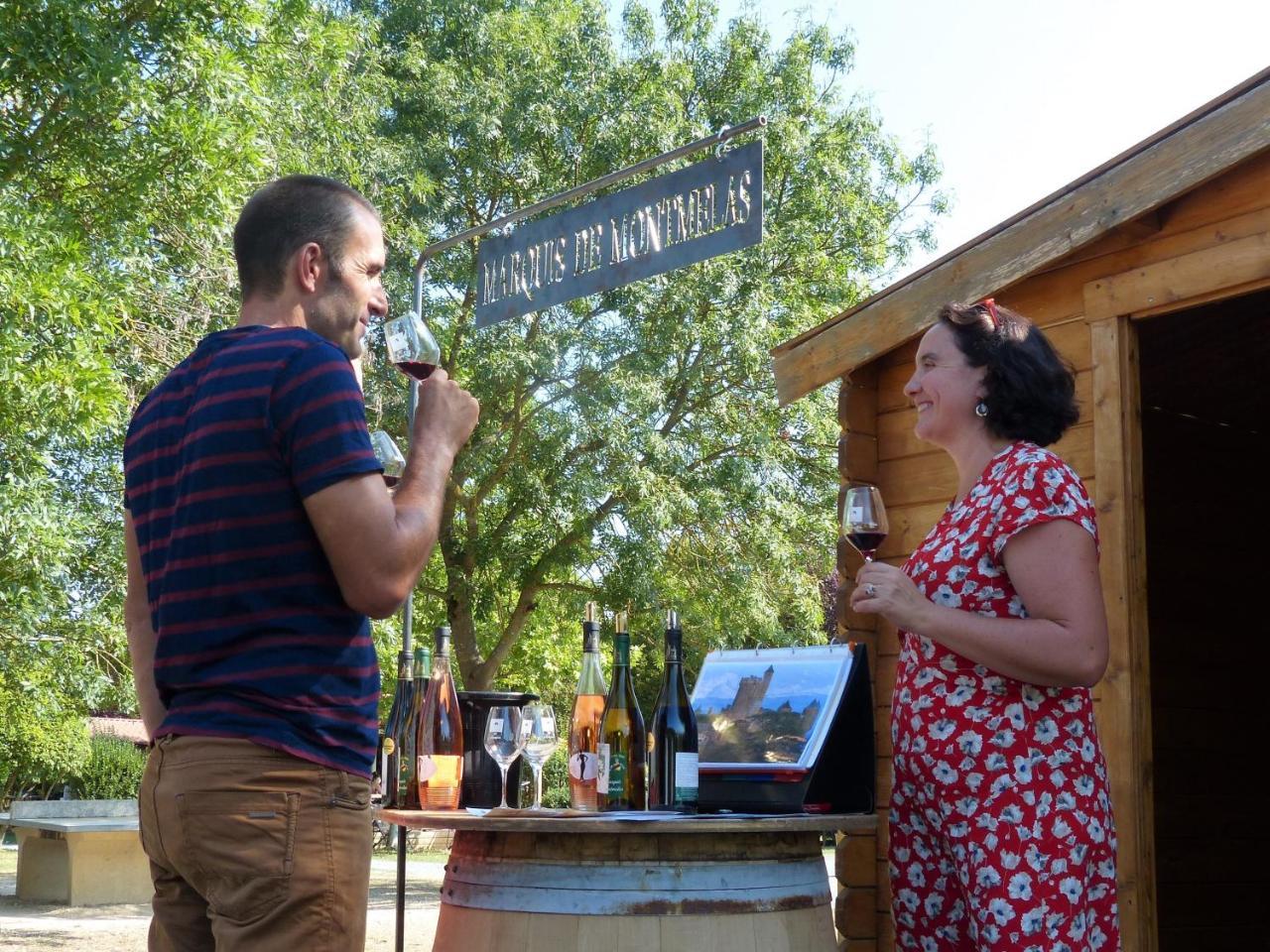 Camping Les Portes Du Beaujolais Anse Bagian luar foto
