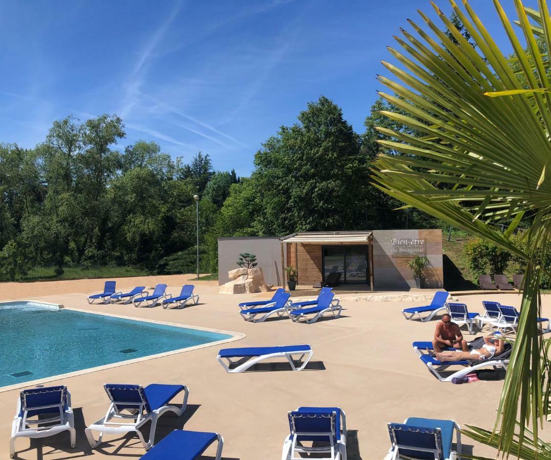 Camping Les Portes Du Beaujolais Anse Bagian luar foto